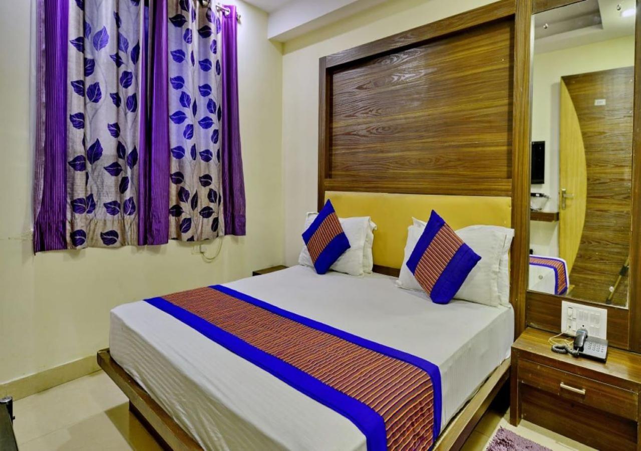 Hotel Perfect Spot- Main Bazar - Walking Metro Station New Delhi Exterior foto